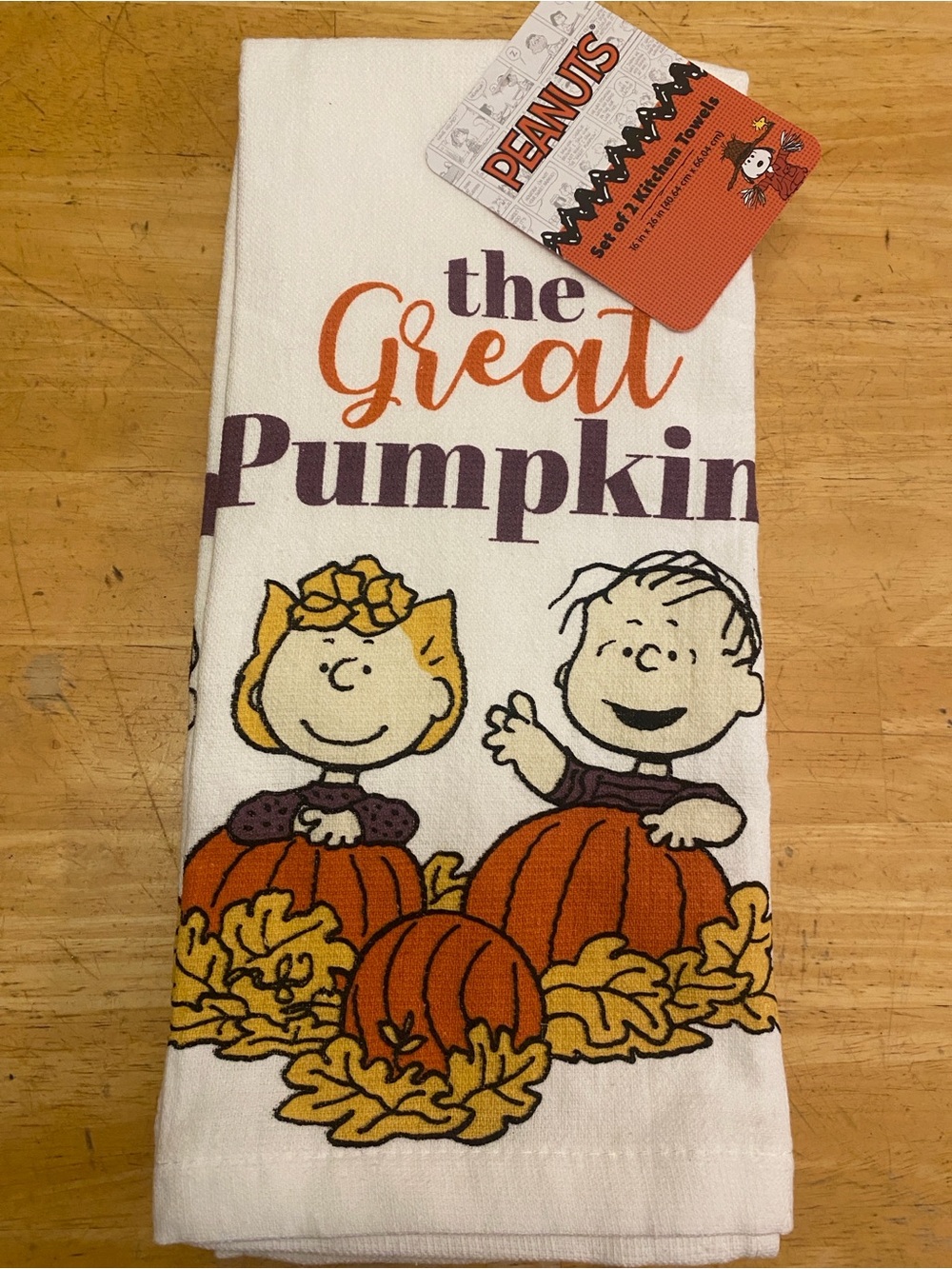Peanuts  set of 2 kitchen towels ‘The Great Pumpkin' Graphic 100% cotton NWT